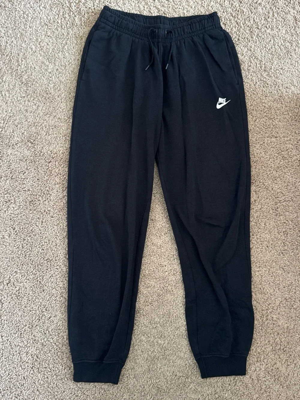 Black Nike sweatpants